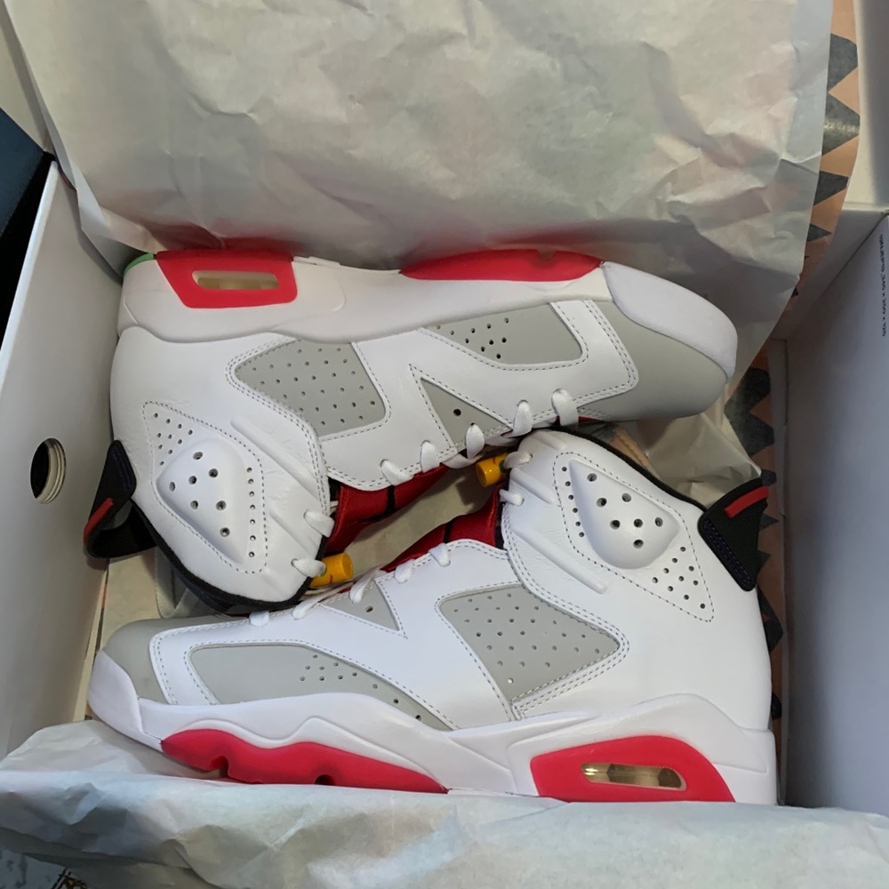 Jordan retro 6 “hare Jordan” bugs bunny Sz 9.5